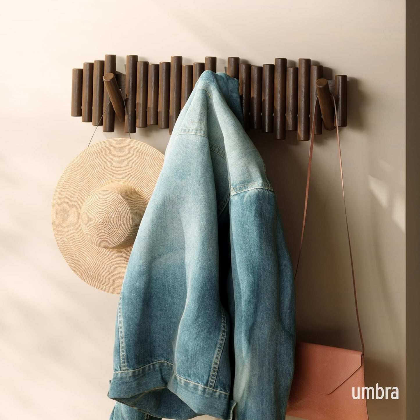Flip-Down Wooden Hooks / Walnut / 8-hook