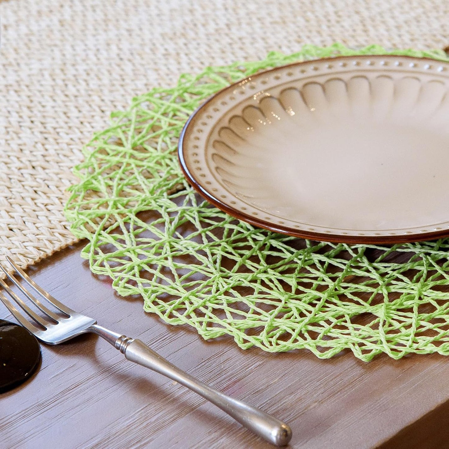 AHHFSMEI Paper Braided Round Placemats Set of 12 Natural Non-Slip Heat Resistant Table Mats for Dining Tables Woven