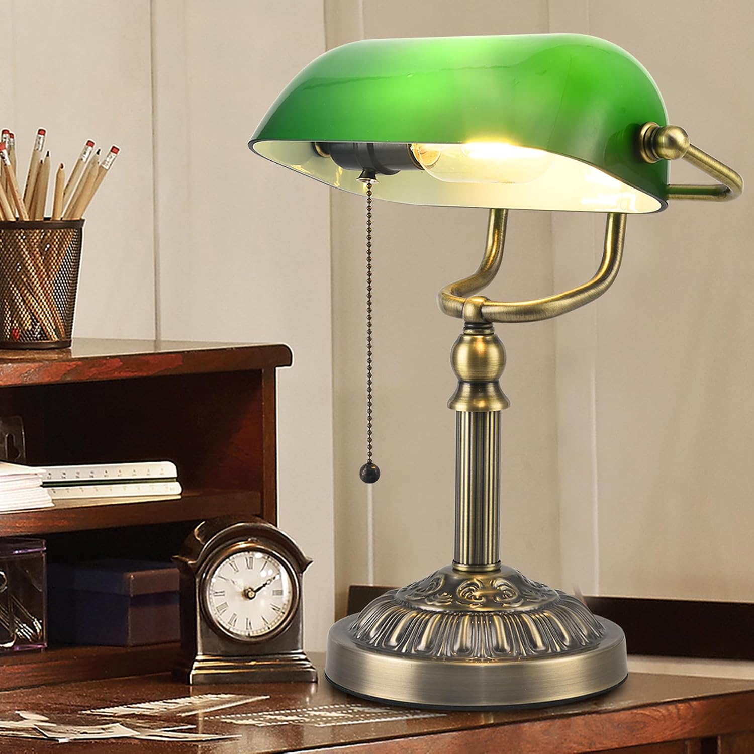Bankers Desk Lamp with USB-A Charging Port, Vintage Desk Lamps with Pull Chain Green Glass, Antique Brass Banker's Lamp
