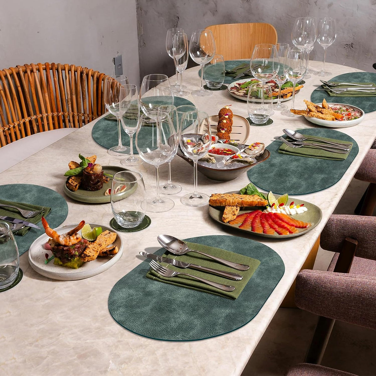 ADRIMER Placemats, Heat Resistant Oval Placemats Set of 12 Washable 12 x 17 Inch, Waterproof Table Mats, Wipeable Pu