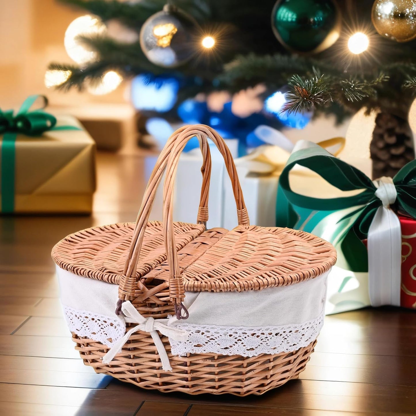 Wicker Picnic Basket / Large - Natural