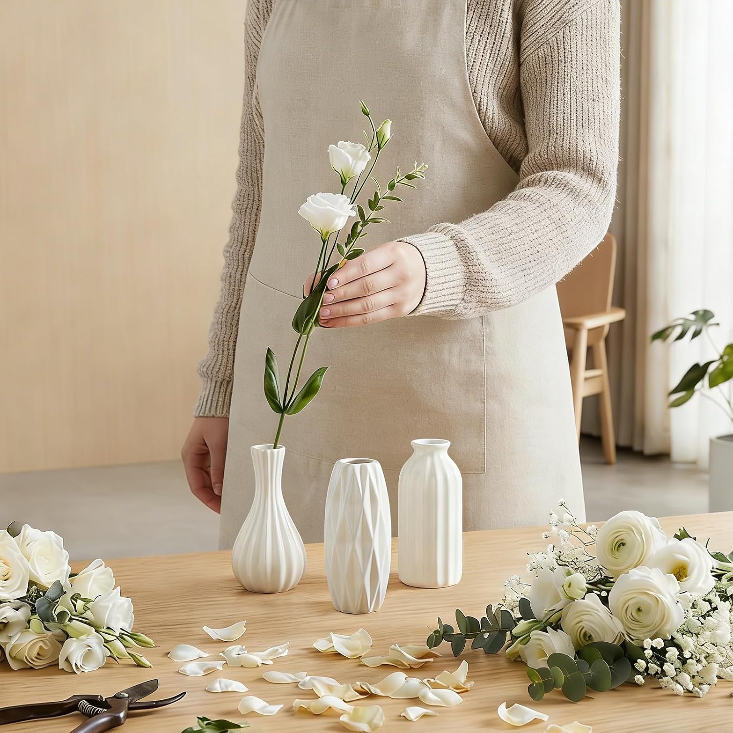 Ceramic Bud Vase / Glazed White / Set of 12