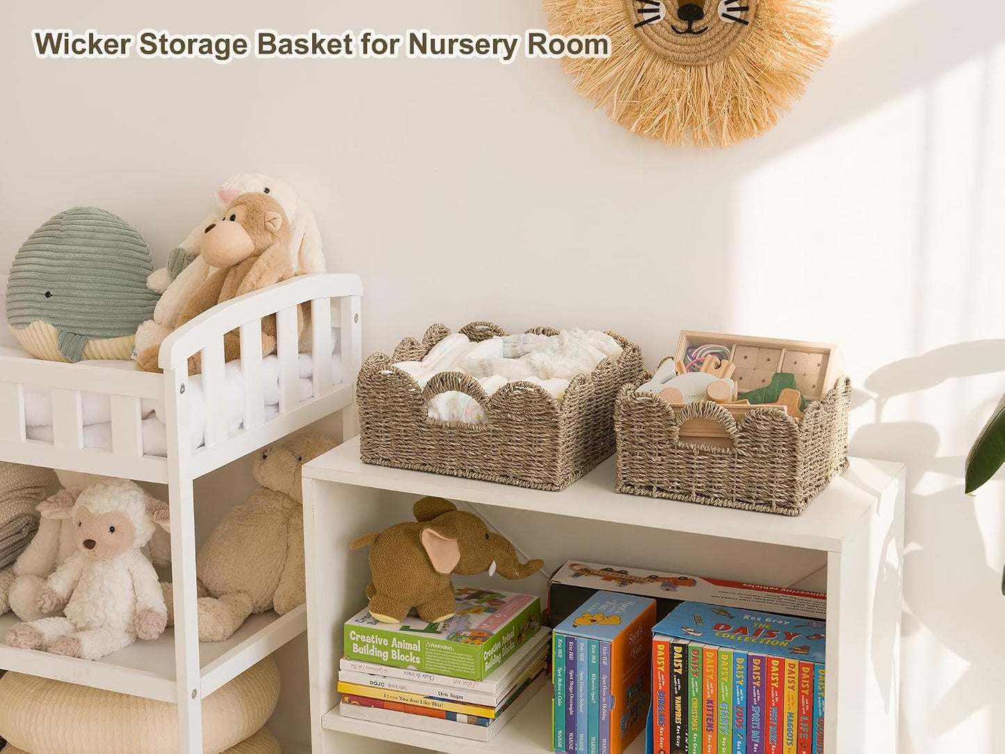 Scalloped Wicker Basket / Natural