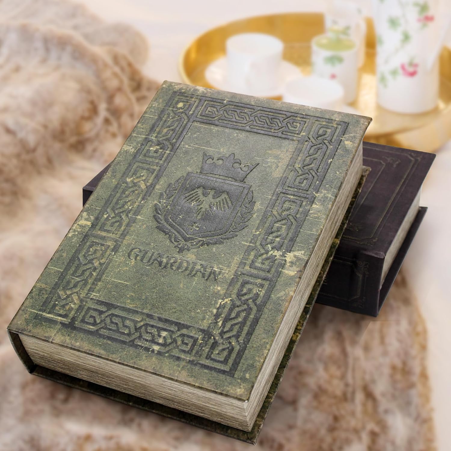 Vintage Guardian Book Safe / Green