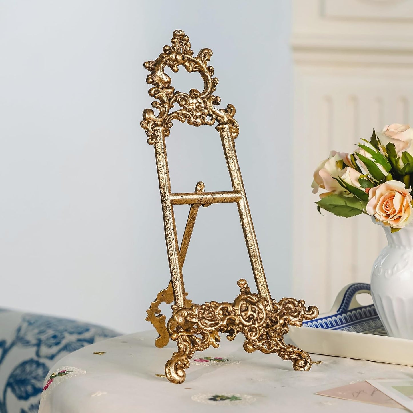 Vintage Cookbook Stand / Small Ornate Easel Fleur De Lis Stand