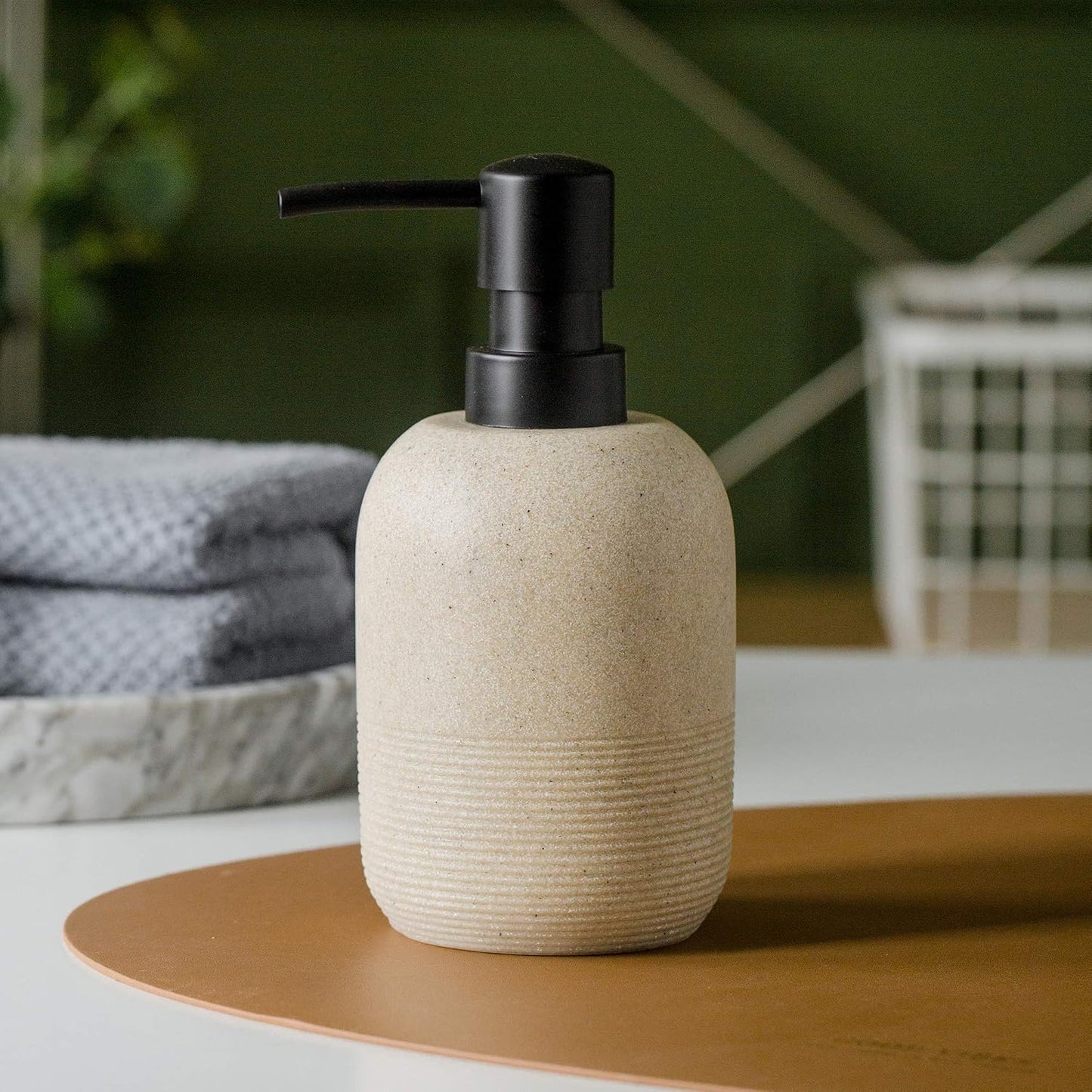 2pcs/Set Beige Hand Soap Dispenser Sets,Resin Liquid Soap Dispenser for Bathroom Countertop,Bathroom Lotion