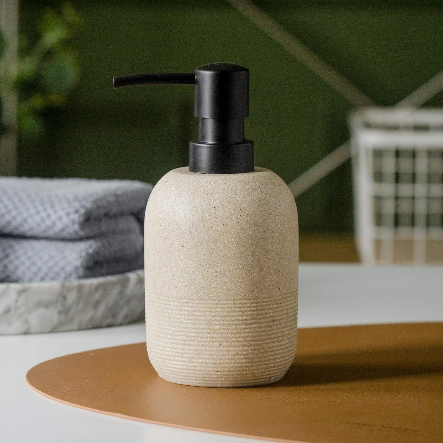 2pcs/Set Beige Hand Soap Dispenser Sets,Resin Liquid Soap Dispenser for Bathroom Countertop,Bathroom Lotion