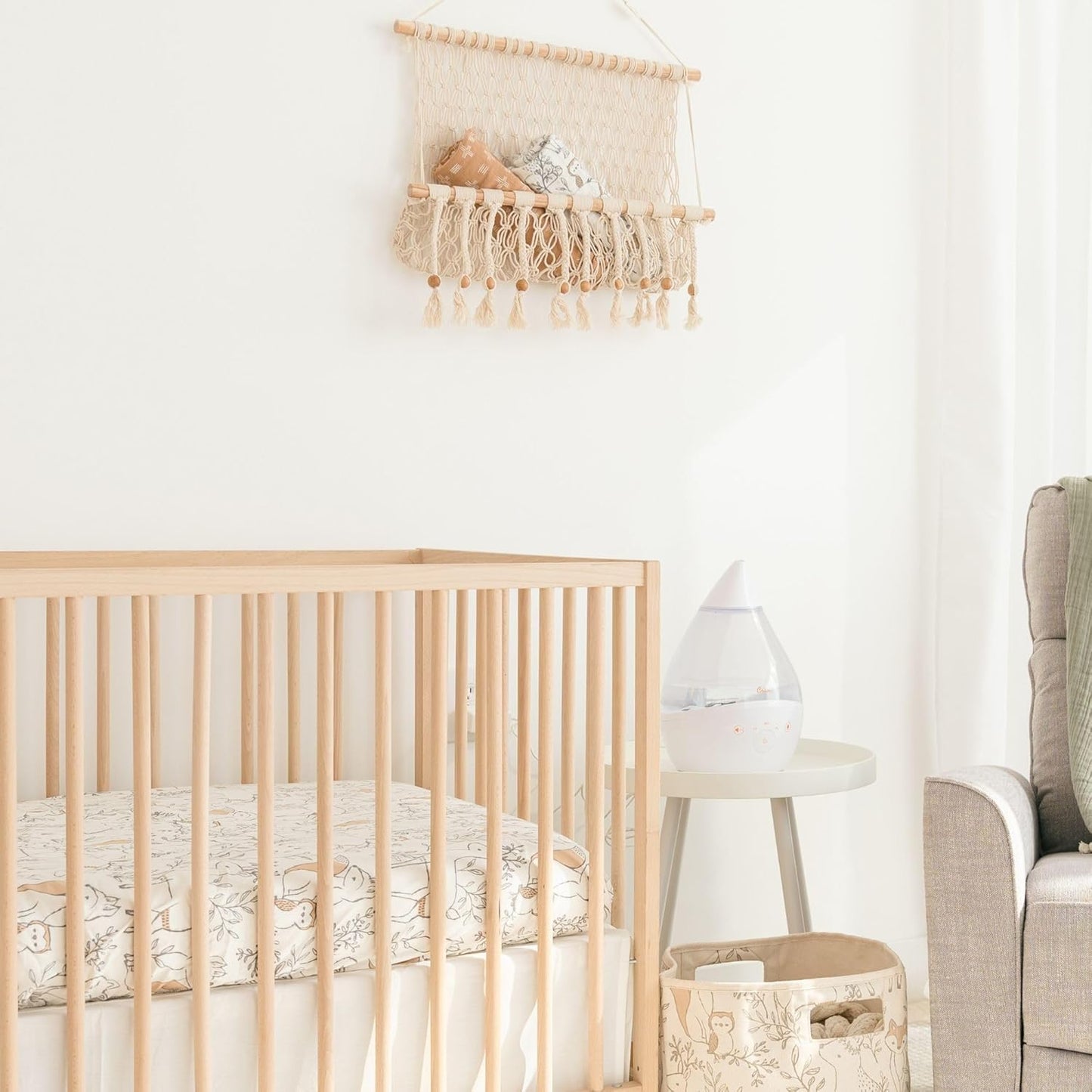 Willow Macrame Hanging Storage Bin / Beige