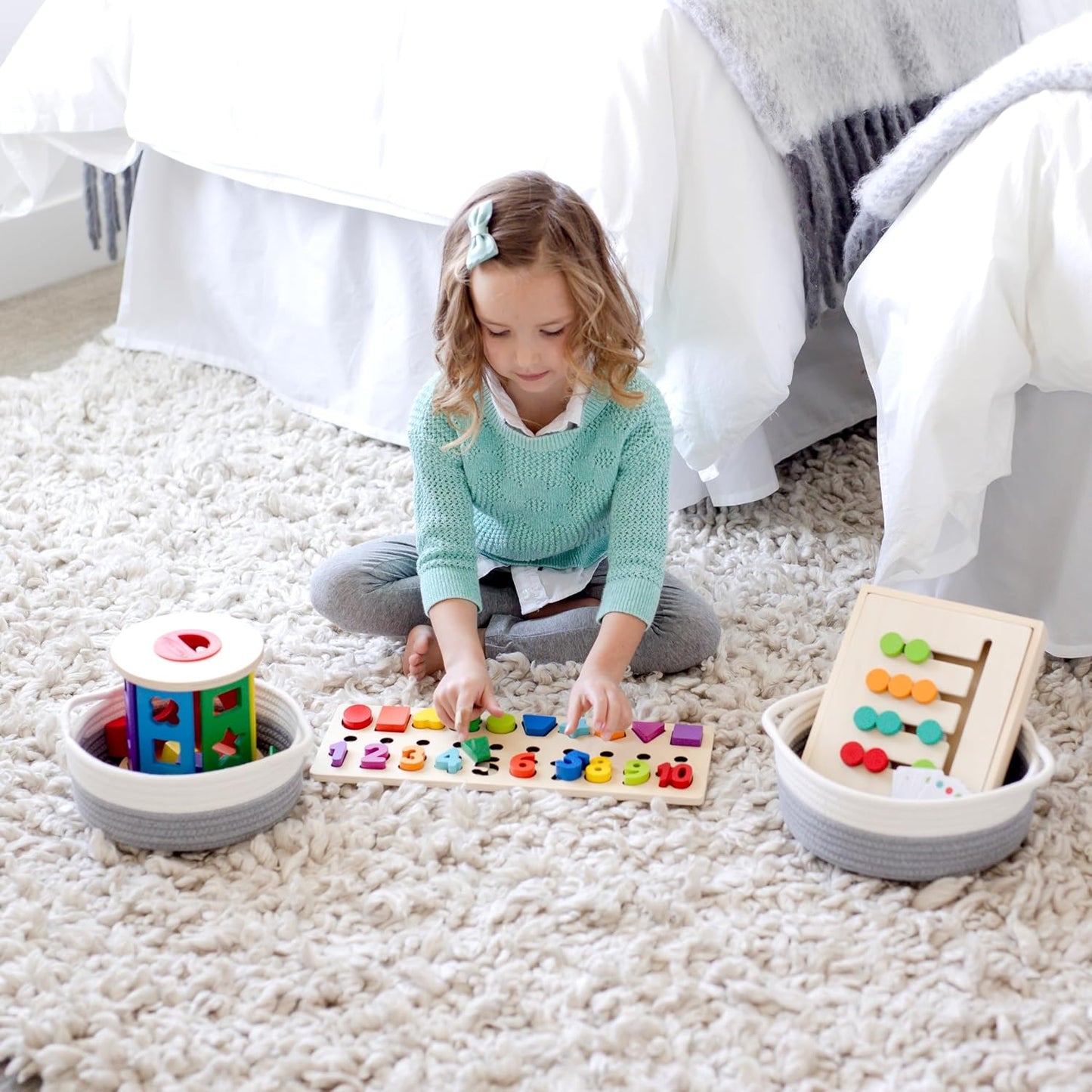 5-Piece Round Woven Cotton Rope Storage Baskets for Organizing / Off White & Gray