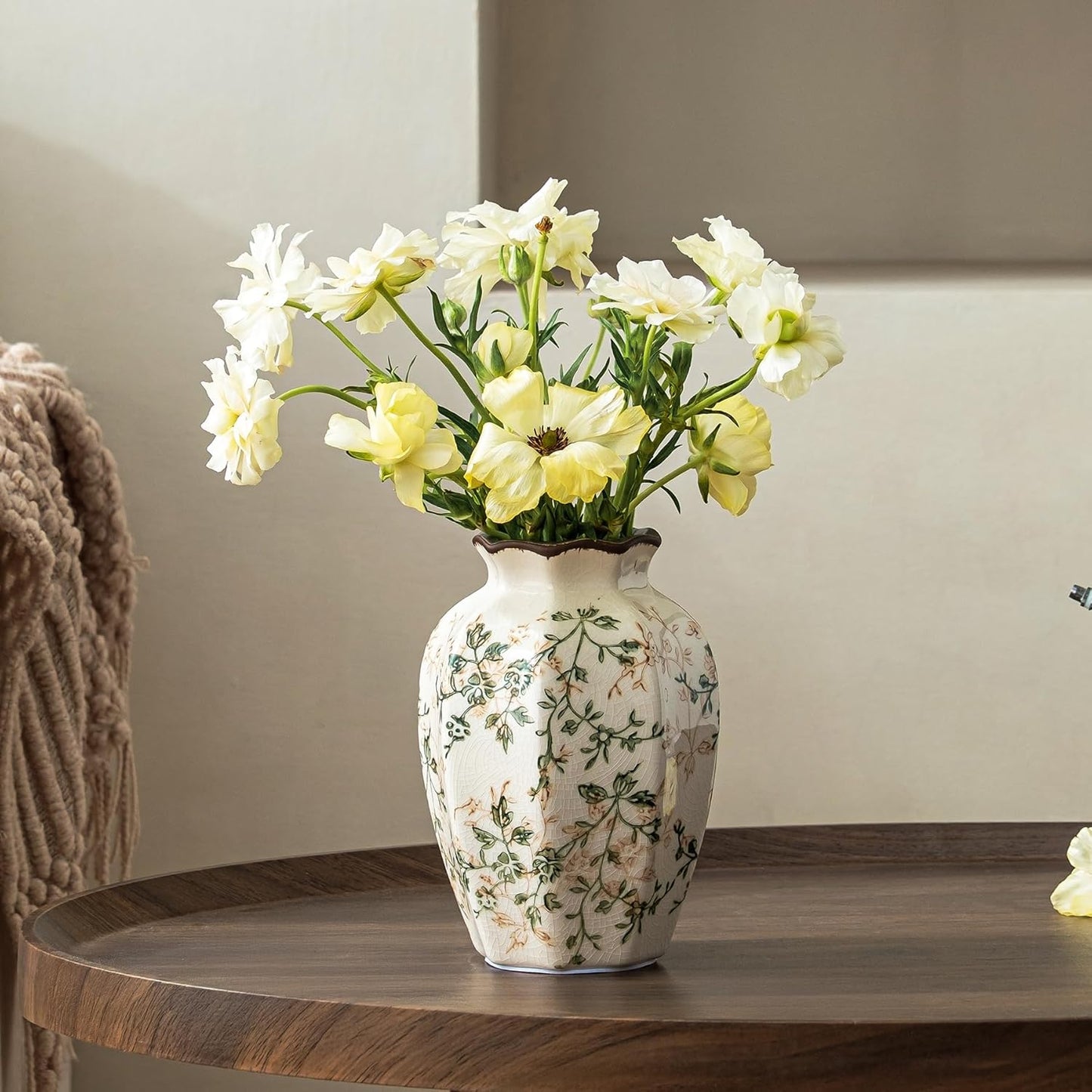 Ceramic Flower Vase / 03-green and Beige