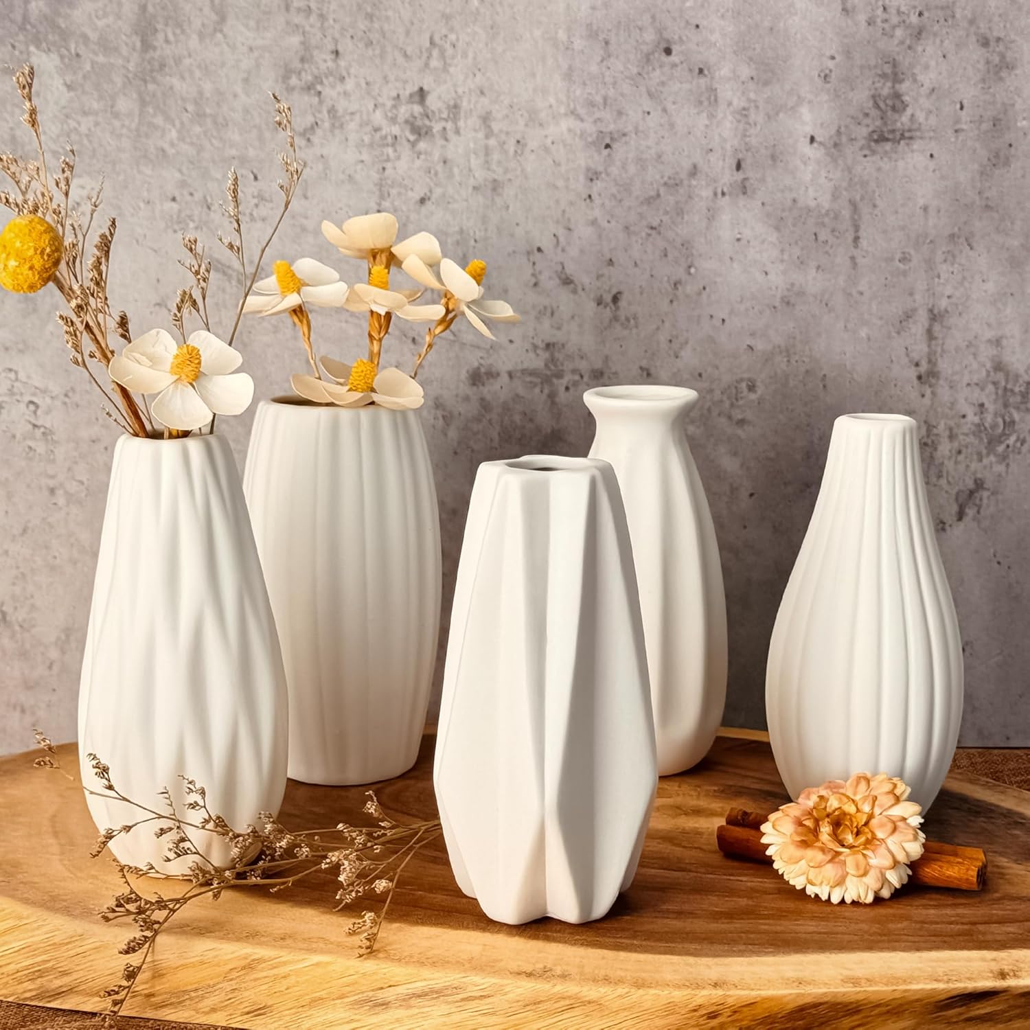 White Vase / Small White Bulk Bud Vases for Pampas Grass / White-12 / Set of 12