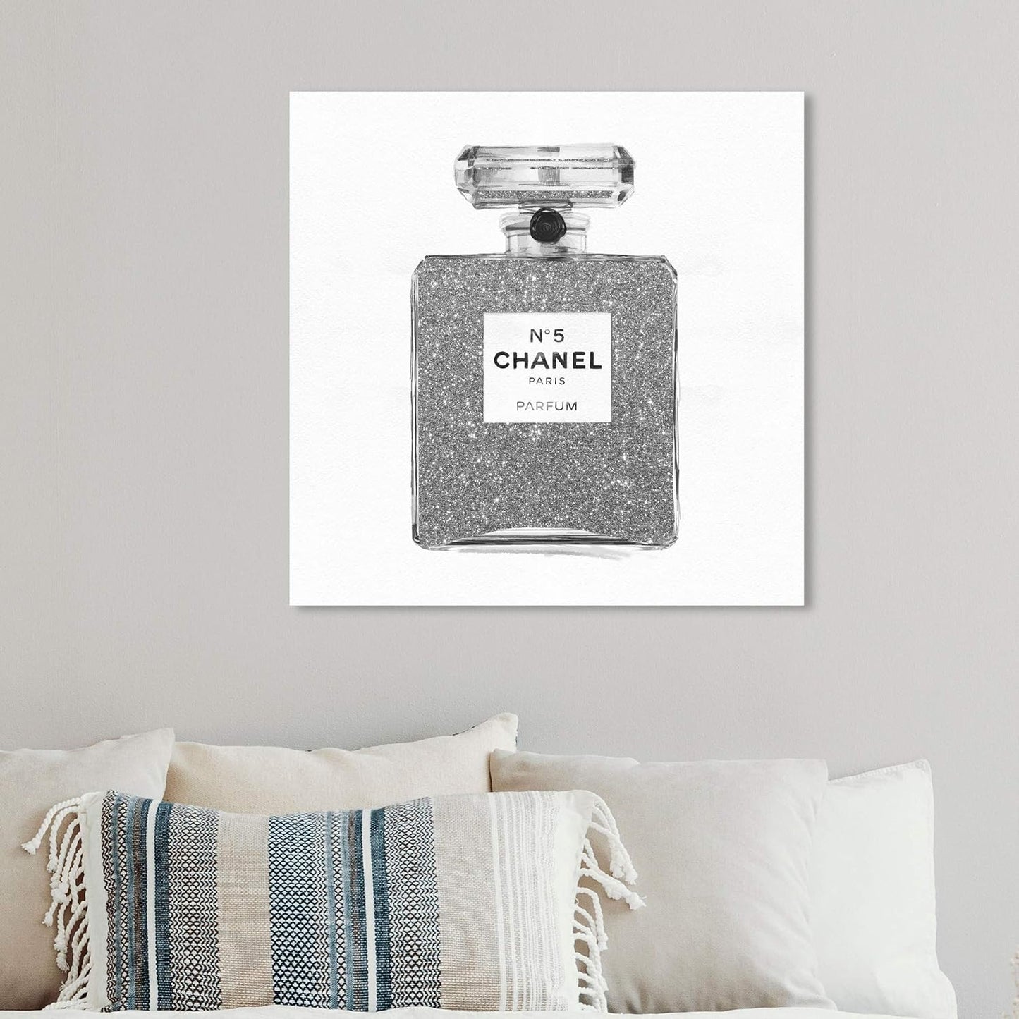 Oliver Gal Number 5 Canvas Print Wall Art / Silver / 12 x 12