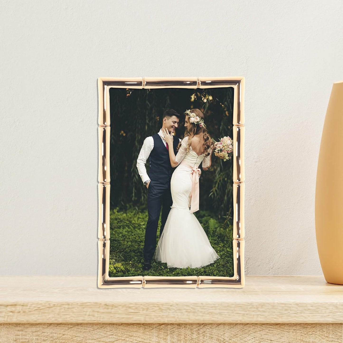 Lawrence 712246 4- W x 6- H Metal Picture Frame / Gold / 4 x 6 / Single