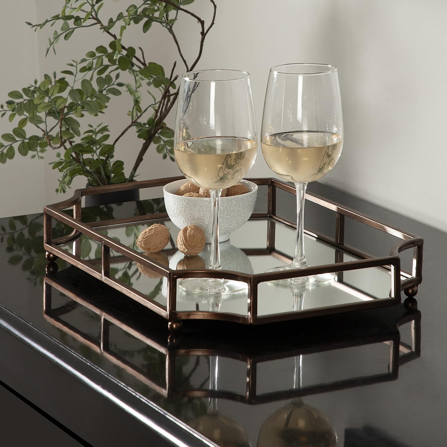 Ciel Modern Scalloped Tray / 18.8 x 12.3 x 2.5 / Bronze