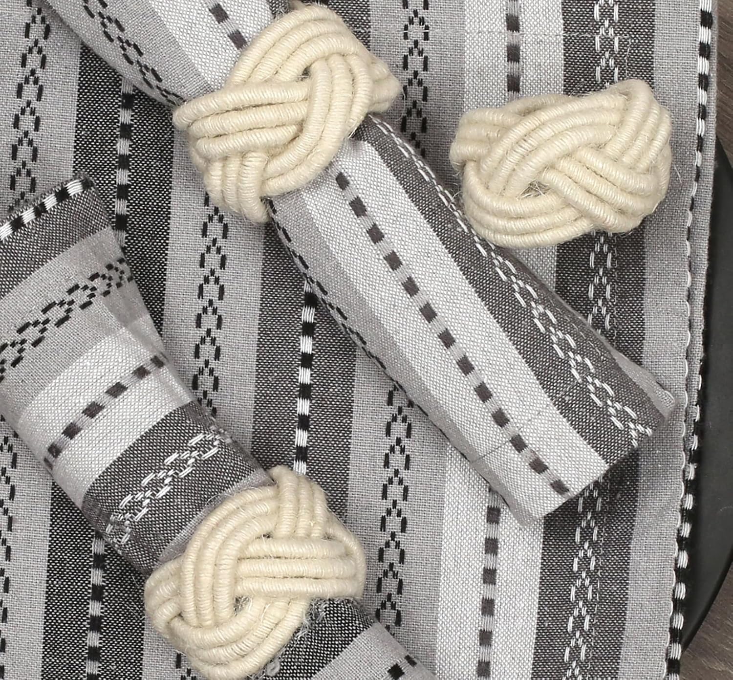 Alpha Living Home Jute Napkin Rings, Woven Boho Set of 12, Off White | Natural jute, 2x2x1.5 in, fits standard cloth &