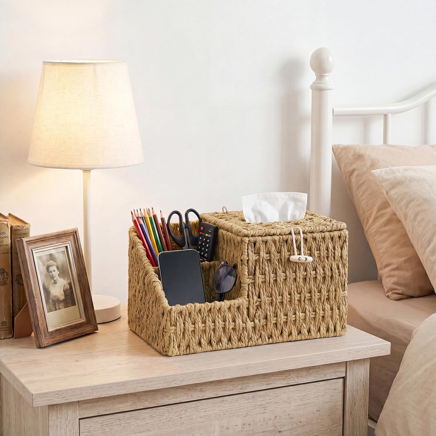 Tissue Remote Control Holder / Natural