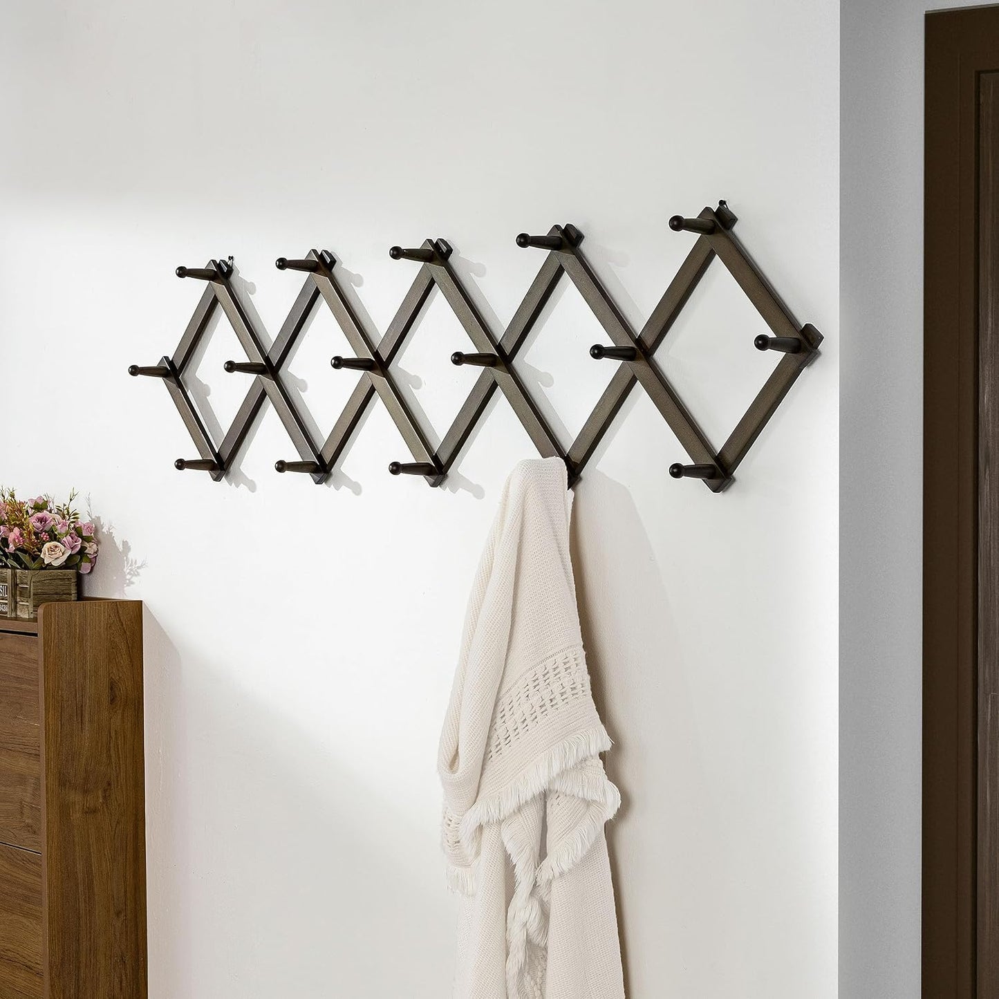 Accordion Wall Hanger:16'' High Wooden Wall Expandable Coat Rack,Hat Rack Holder,Accordion Hook for Baseball
