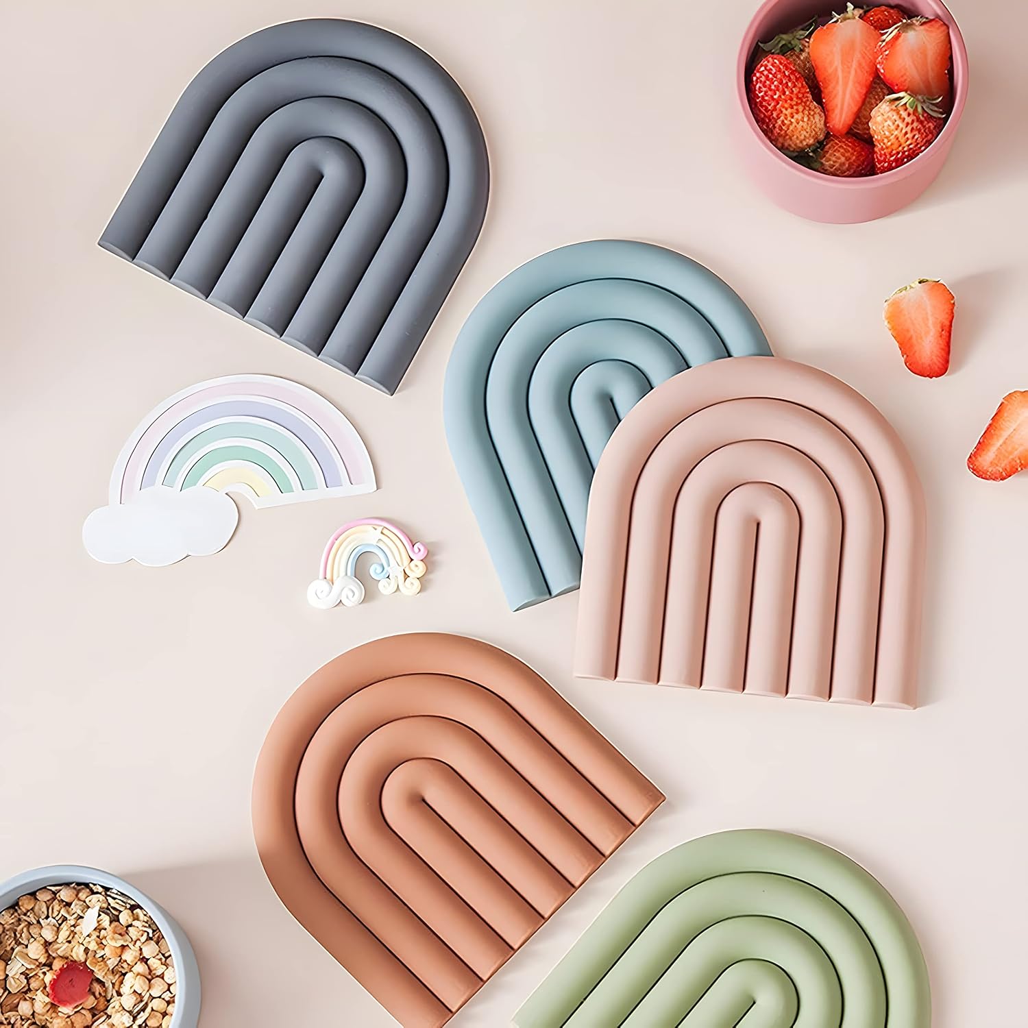 Pot Holders / Modern Heat Resistant Mats / Muted Green