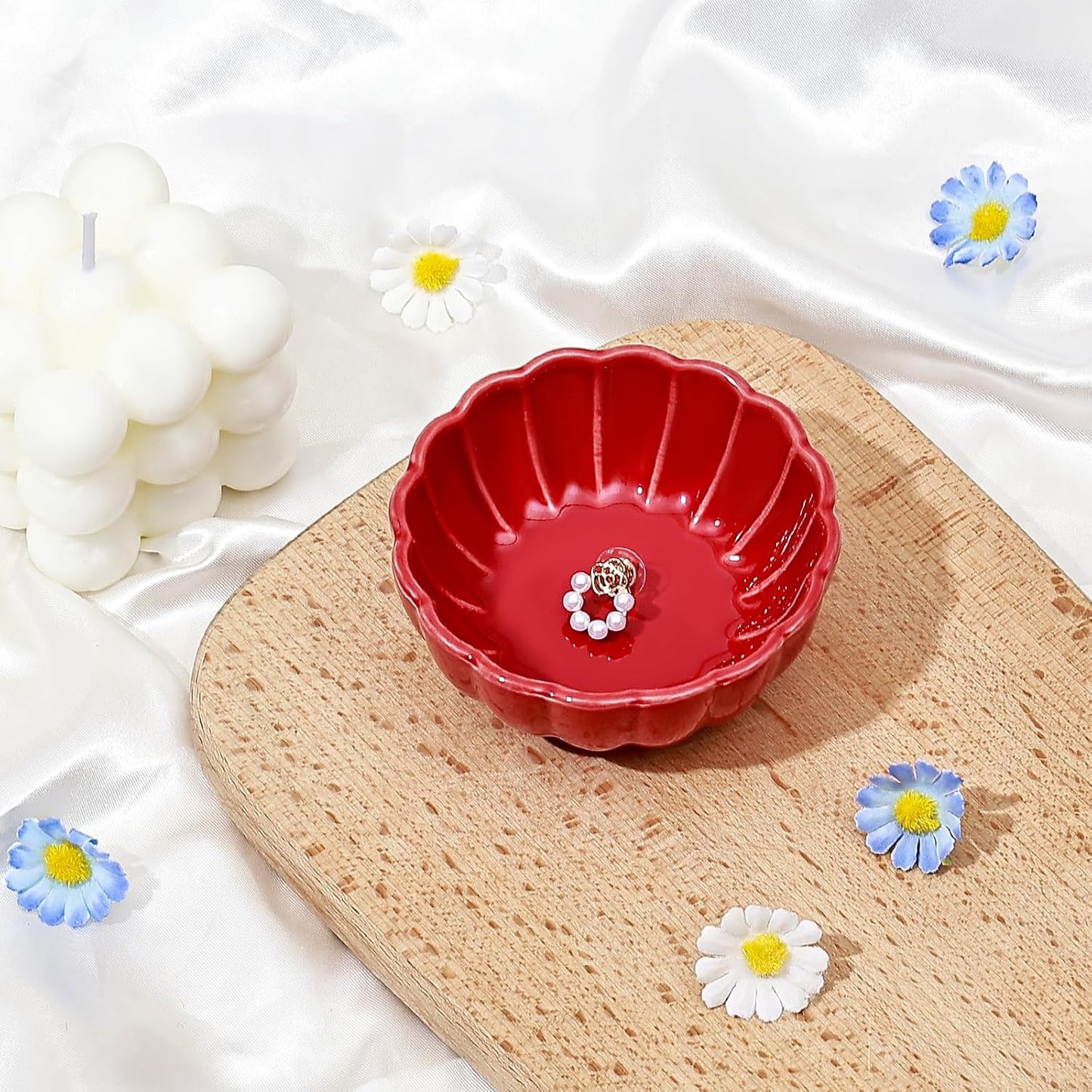 Decorative Plate Tray / Round Petal Flower, Red