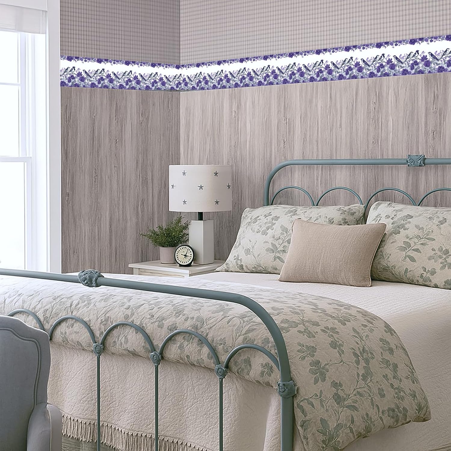 Wallpaper Border Peel and Stick Wall Border Self Adhesive Romantic / Purple Floral Bird / 196 x 4