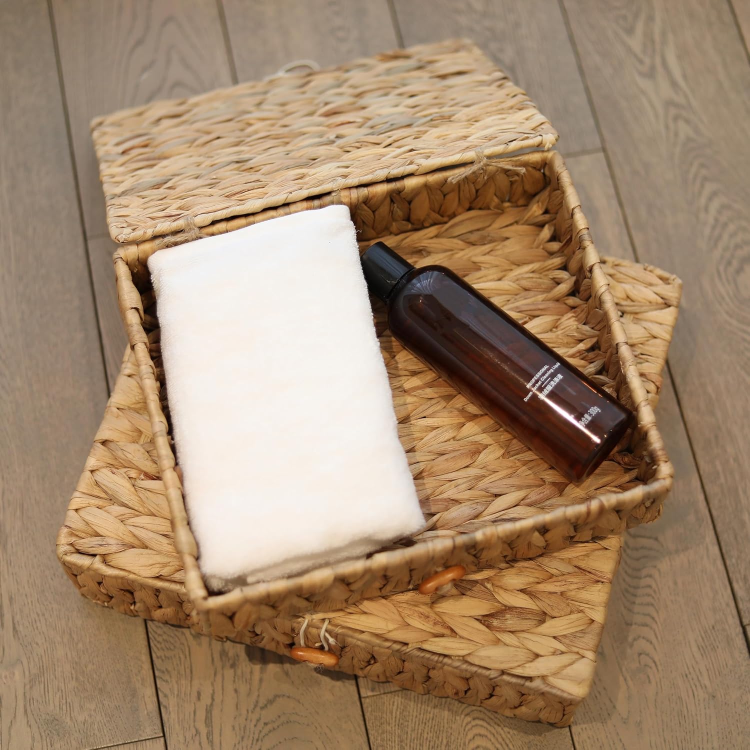 Wicker Storage Basket / Shallow Woven Basket for Shlef