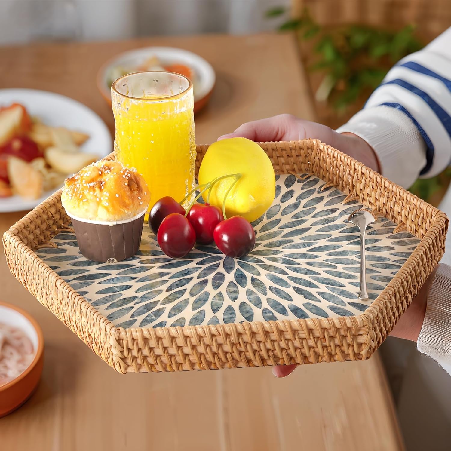 Hexagon Rattan Tray / Light Blue Leaves