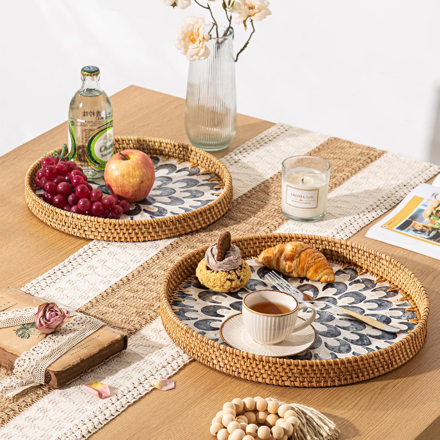 Wicker Serving Tray / Green Leaf / 14 Inch