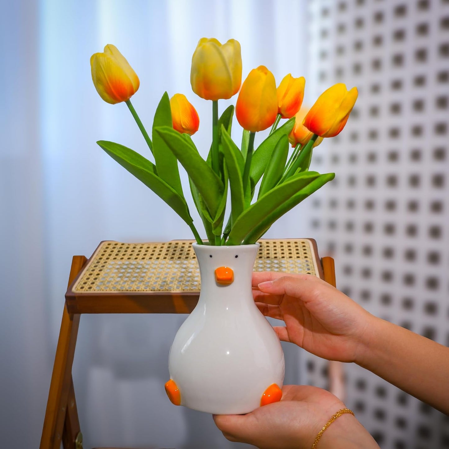 Modern Flower Vase / Duck-vase / White