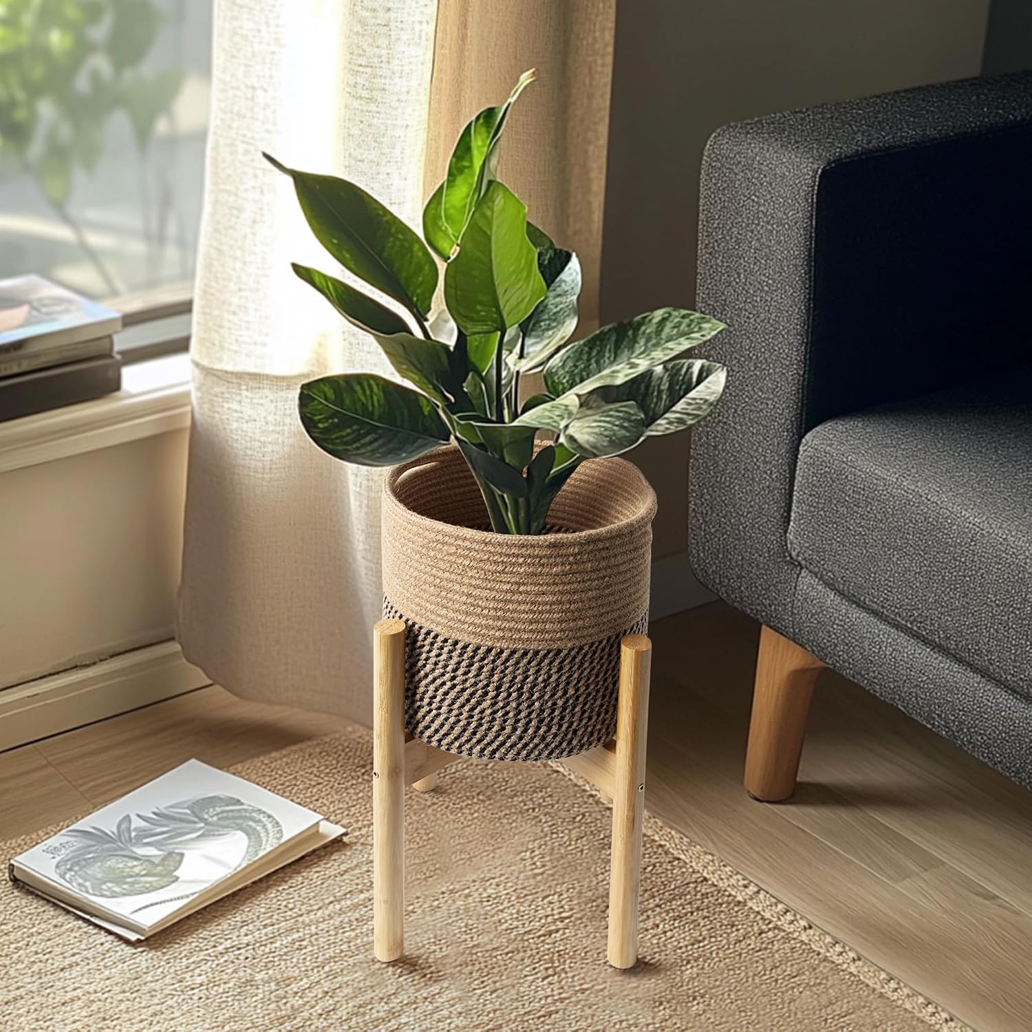 Bamboo Wood Stand / Jute Black Stripes