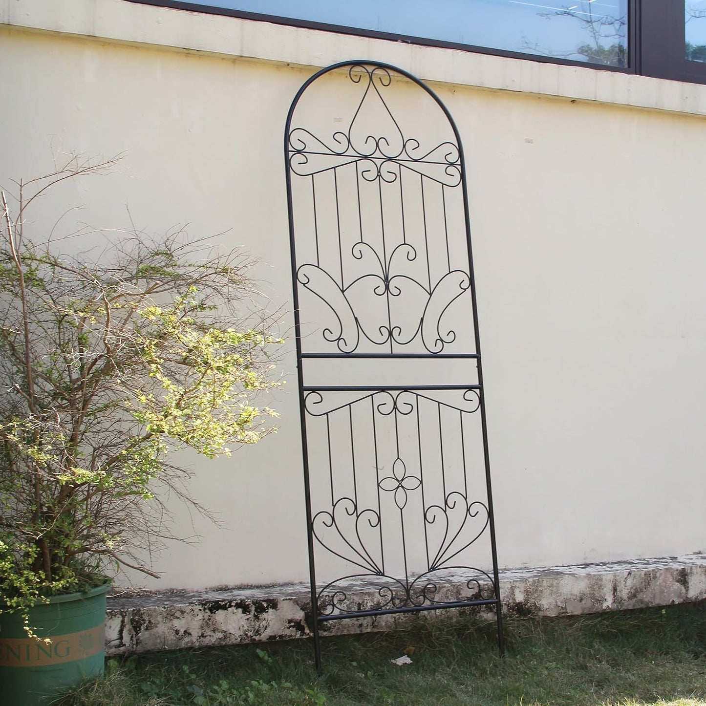 Metal Trellis 82.7" H x 26.7" W Powder-Coated Black Attractive Plant Support Garden Trellis Stylish Garden Addition