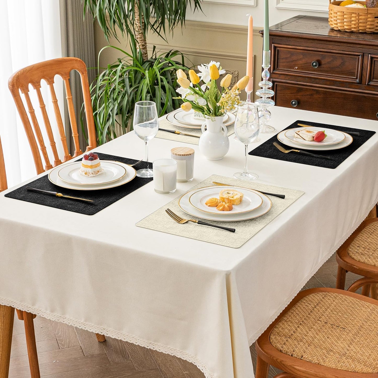 Romanstile Vinyl Placemats Set of 8, Reversible Faux Leather Heat Resistant Wipeable Table Mats, Waterproof Washable