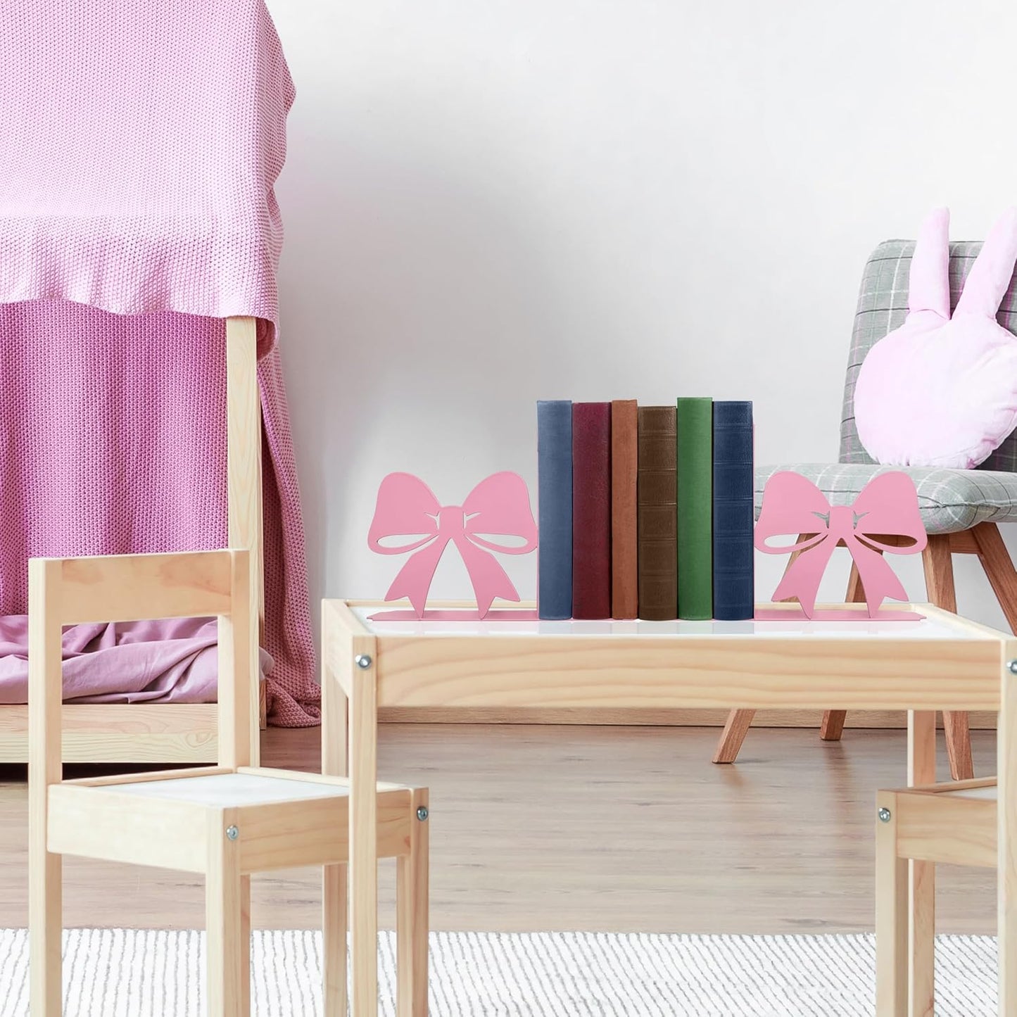 Bow Decor Metal Bookends / Pink