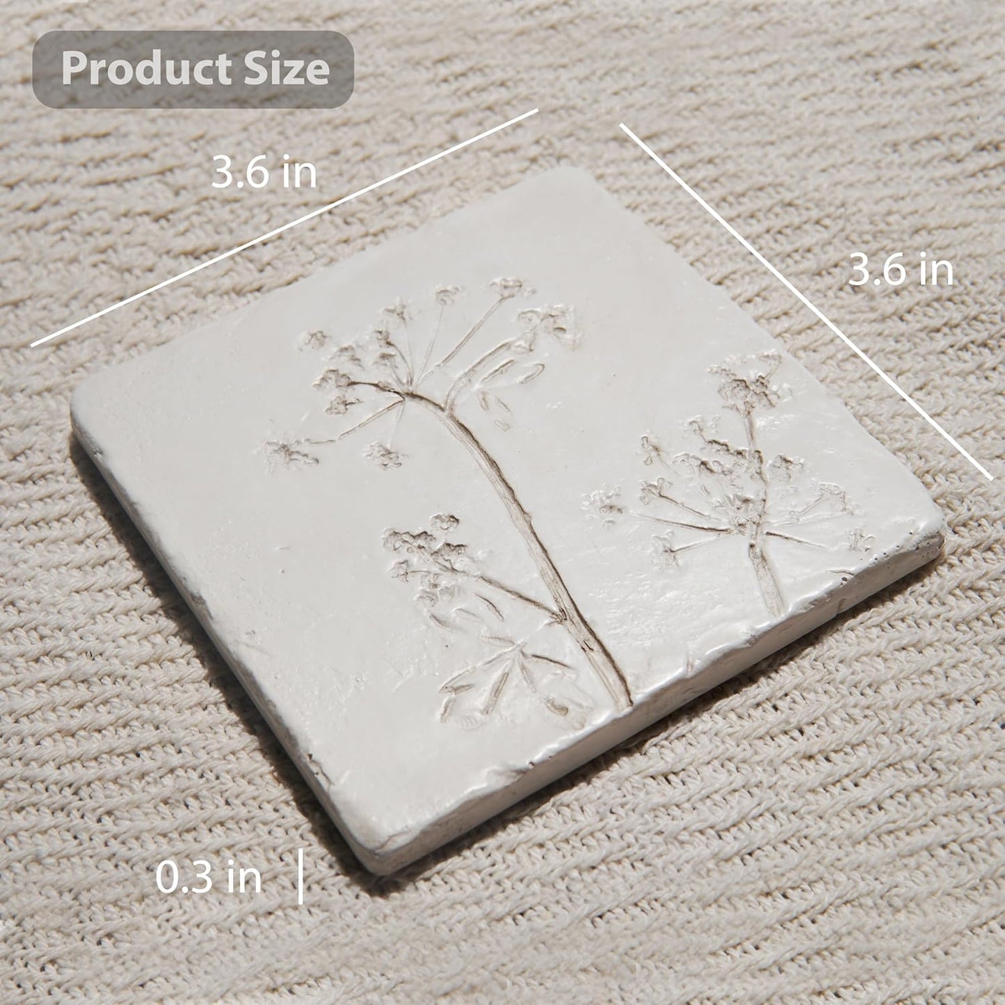 Vintage Engraved Flower Design / White / Set of 4