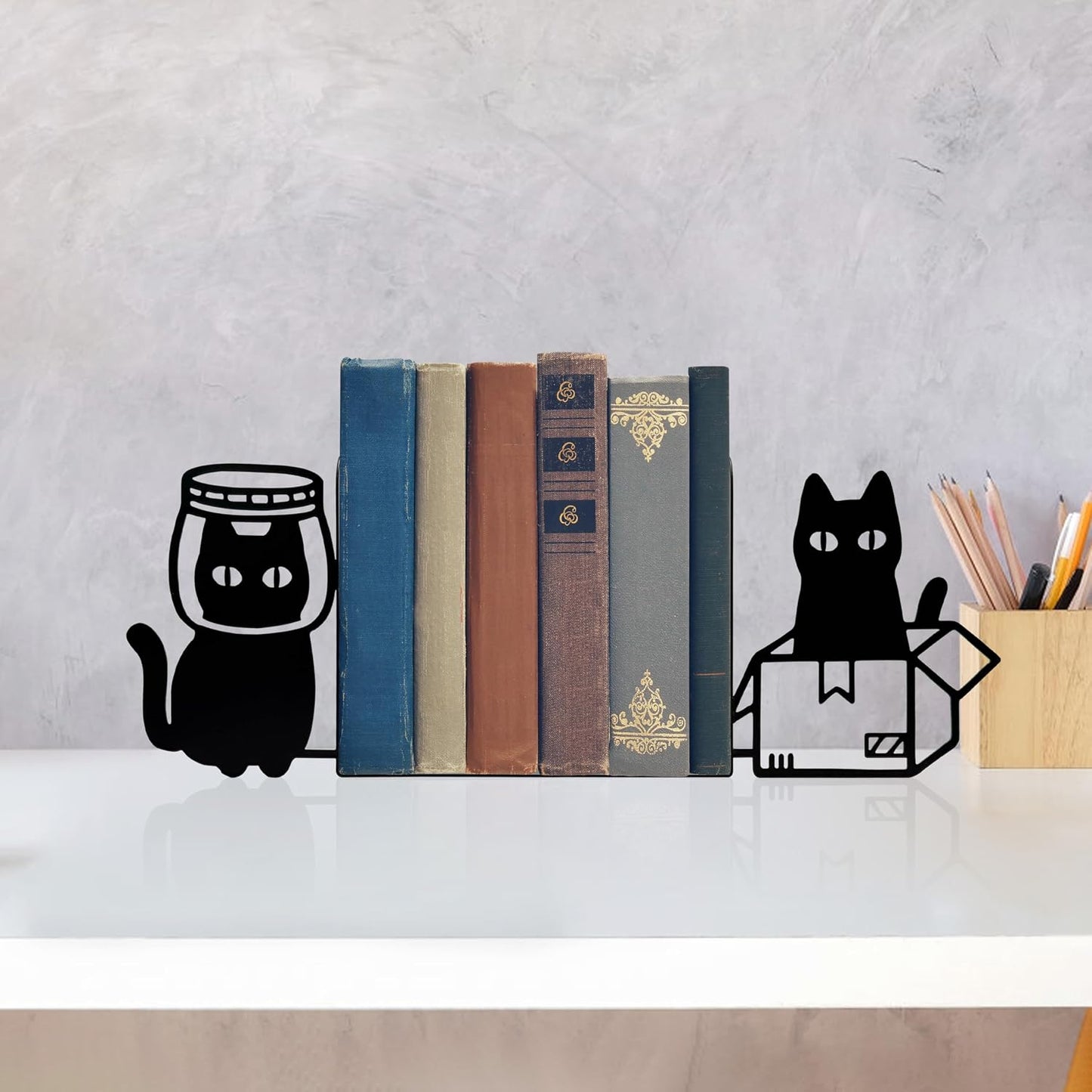 Cat Bookends Decorative Metal Book Ends Funny Bookends / Black