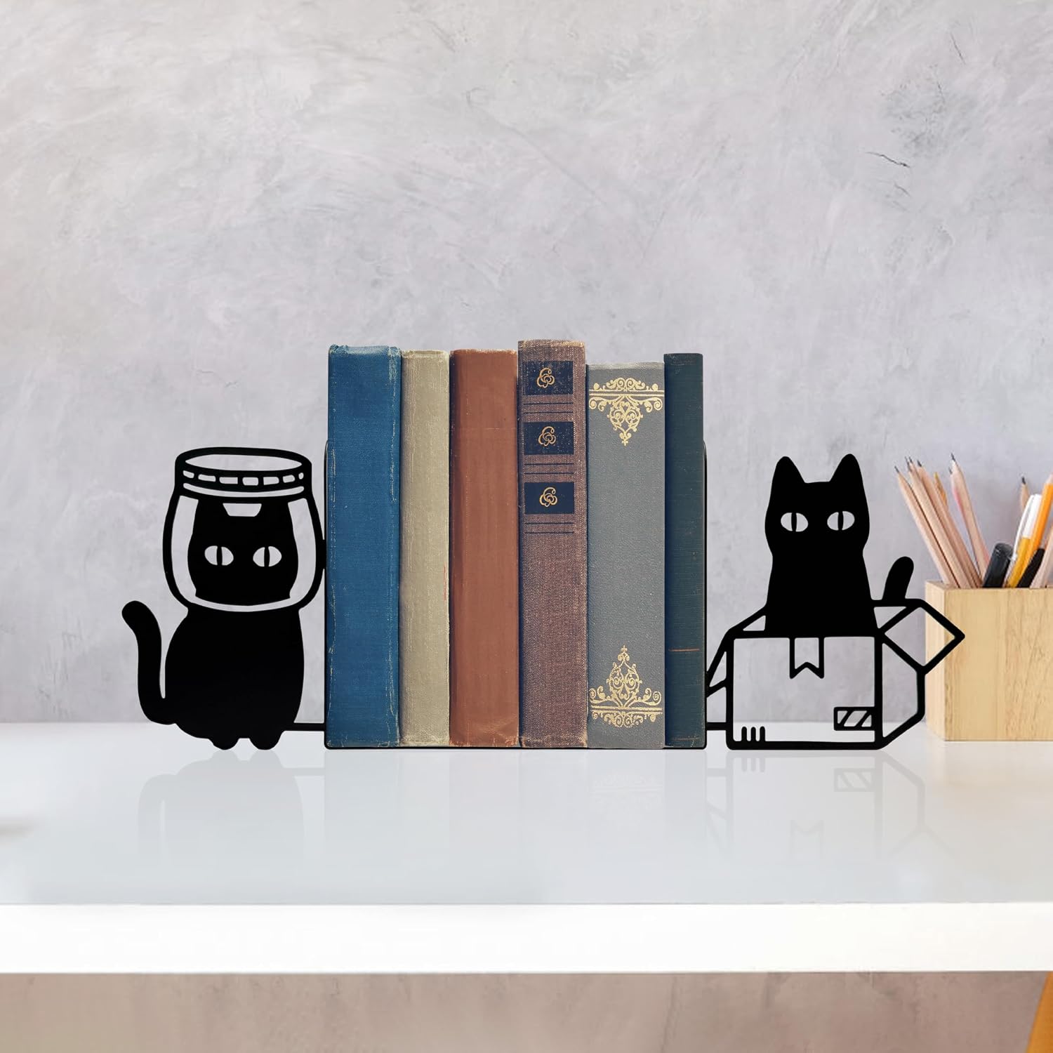Cat Bookends Decorative Metal Book Ends Funny Bookends / Black