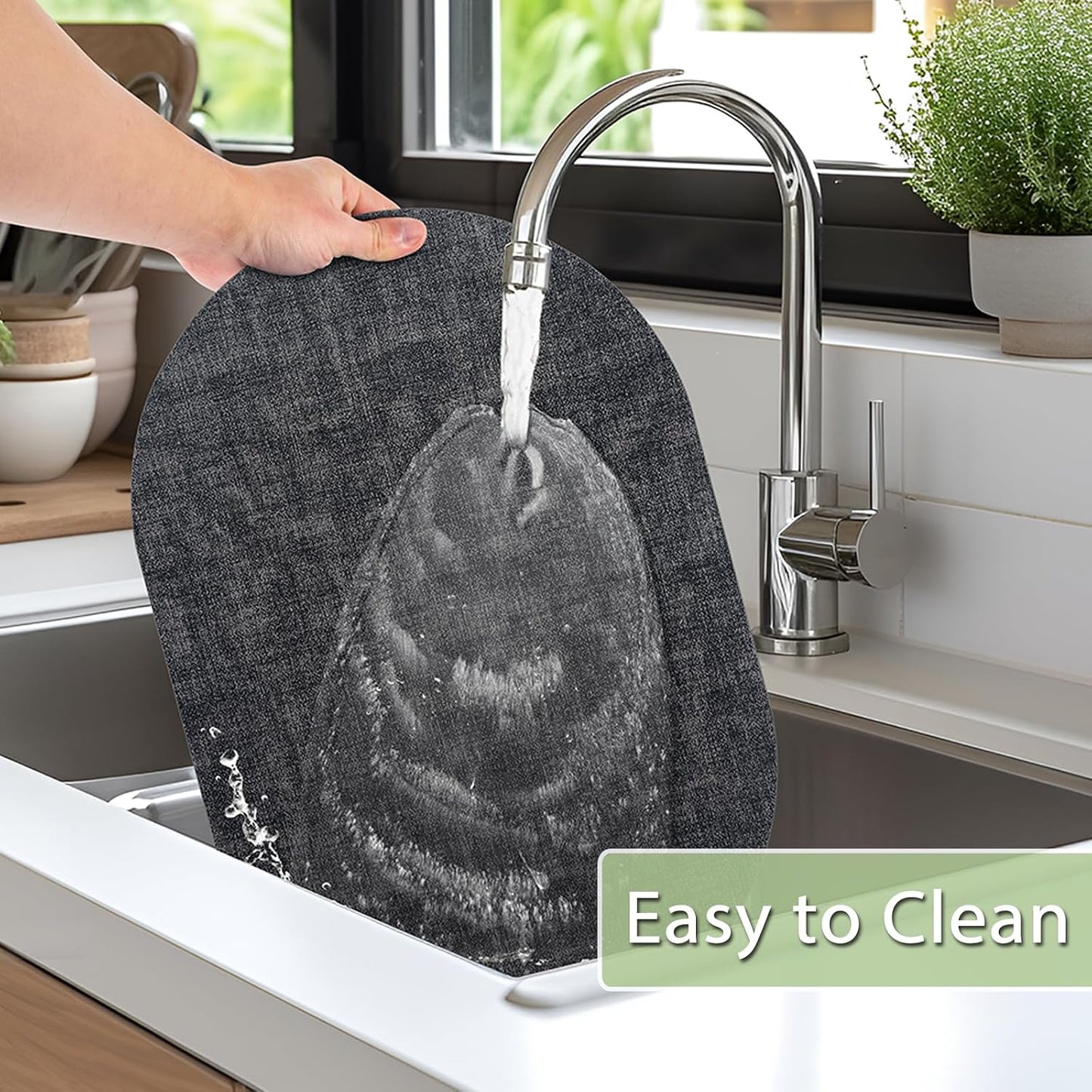 Placemats Set of 8 Non-Slip, Heat Resistant Oval Leather Place mats Double Layer, Waterproof Table Mats Easy to Clean