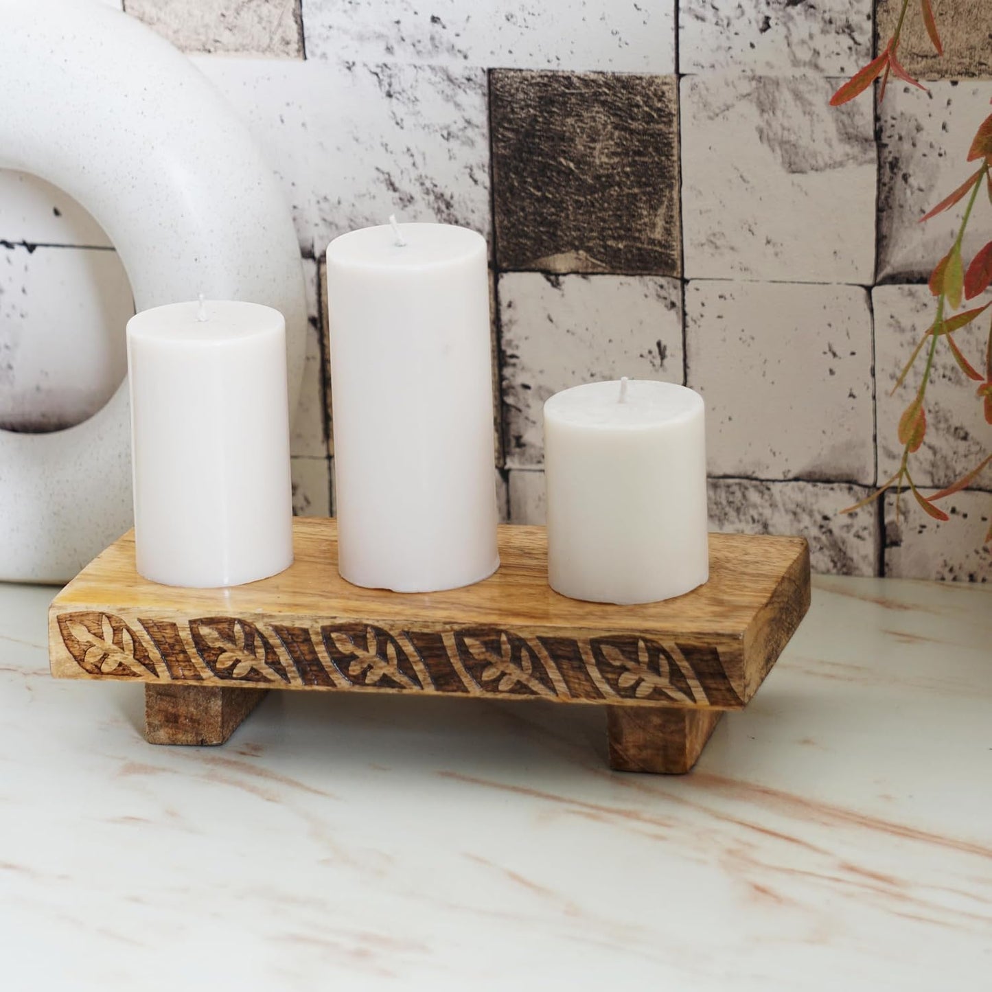 Small Wood Pedestal Stand / Brown / 9 x 4