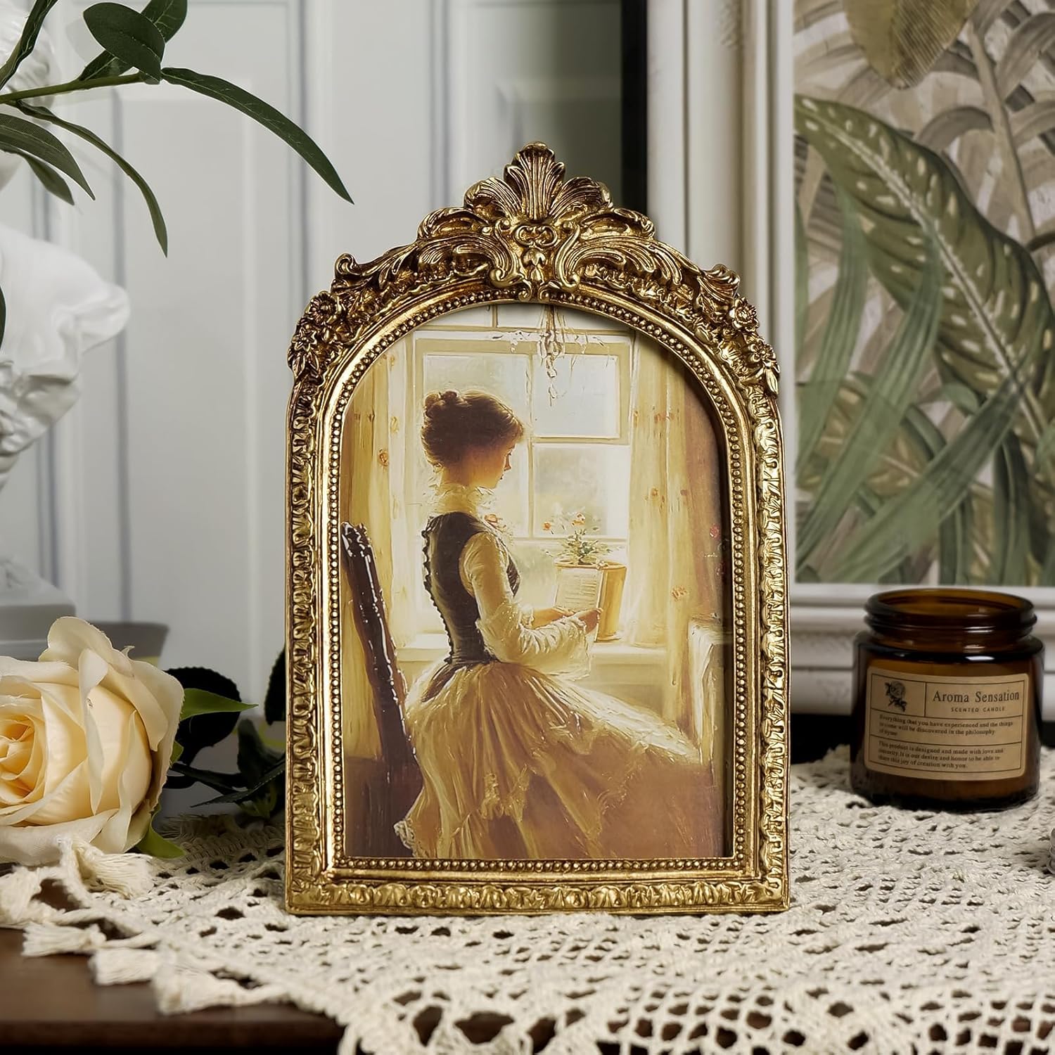 Vintage Picture Frames Gold Frame / Gold Arch / 5 x 7