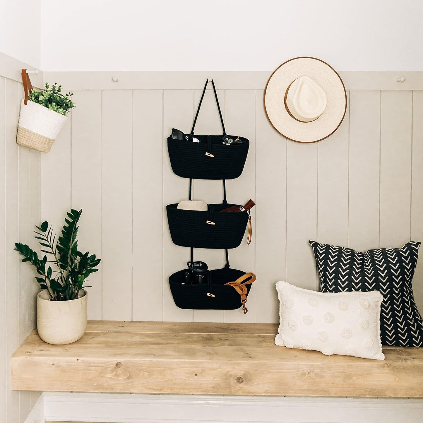 Hanging Baskets / Black Hanging Wall Baskets for Storage / Full Black / 3-tier