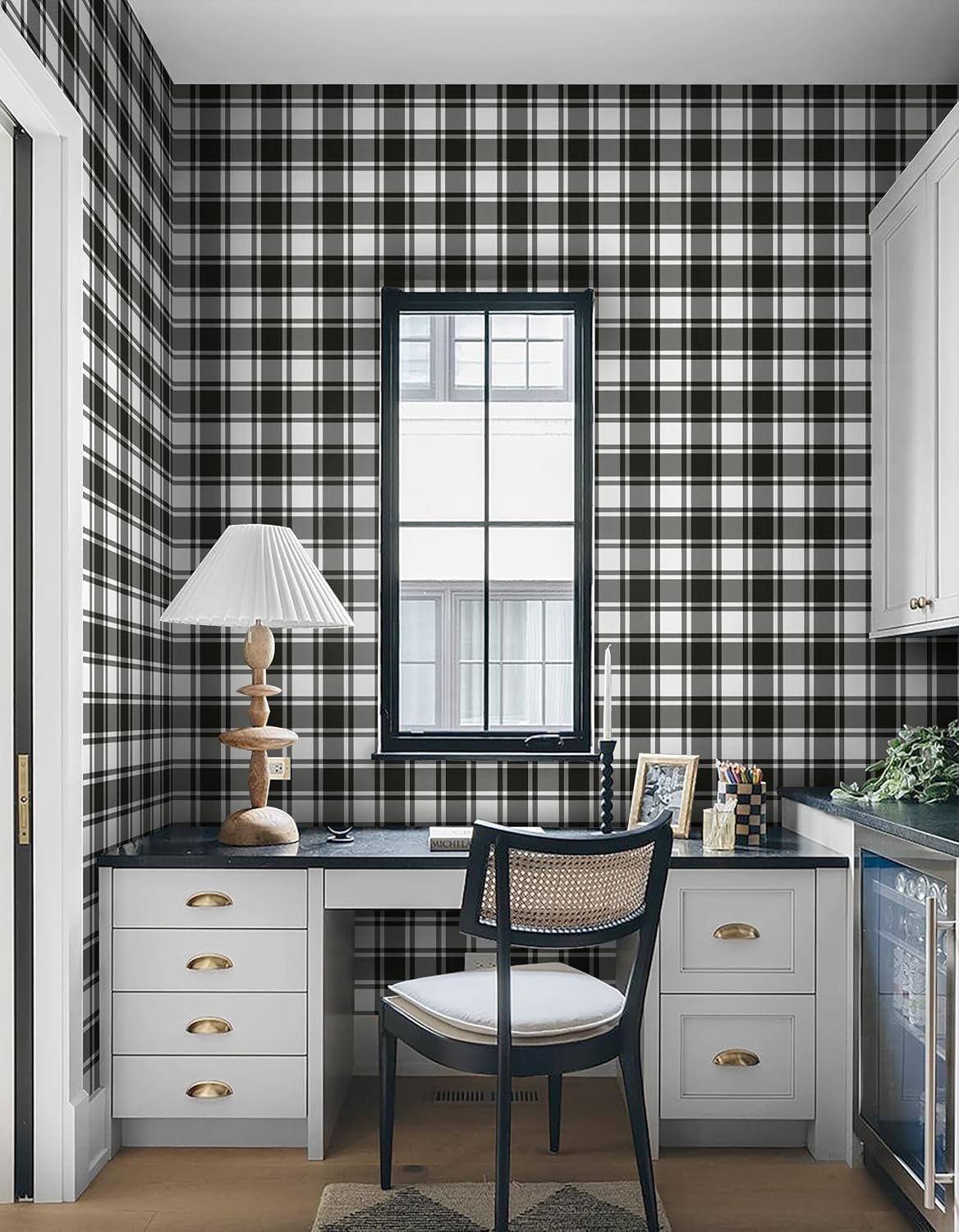 Black and White Peel and Stick Wallpaper Trellis Removable Contact Paper / 17.7 x 197 / Black/white