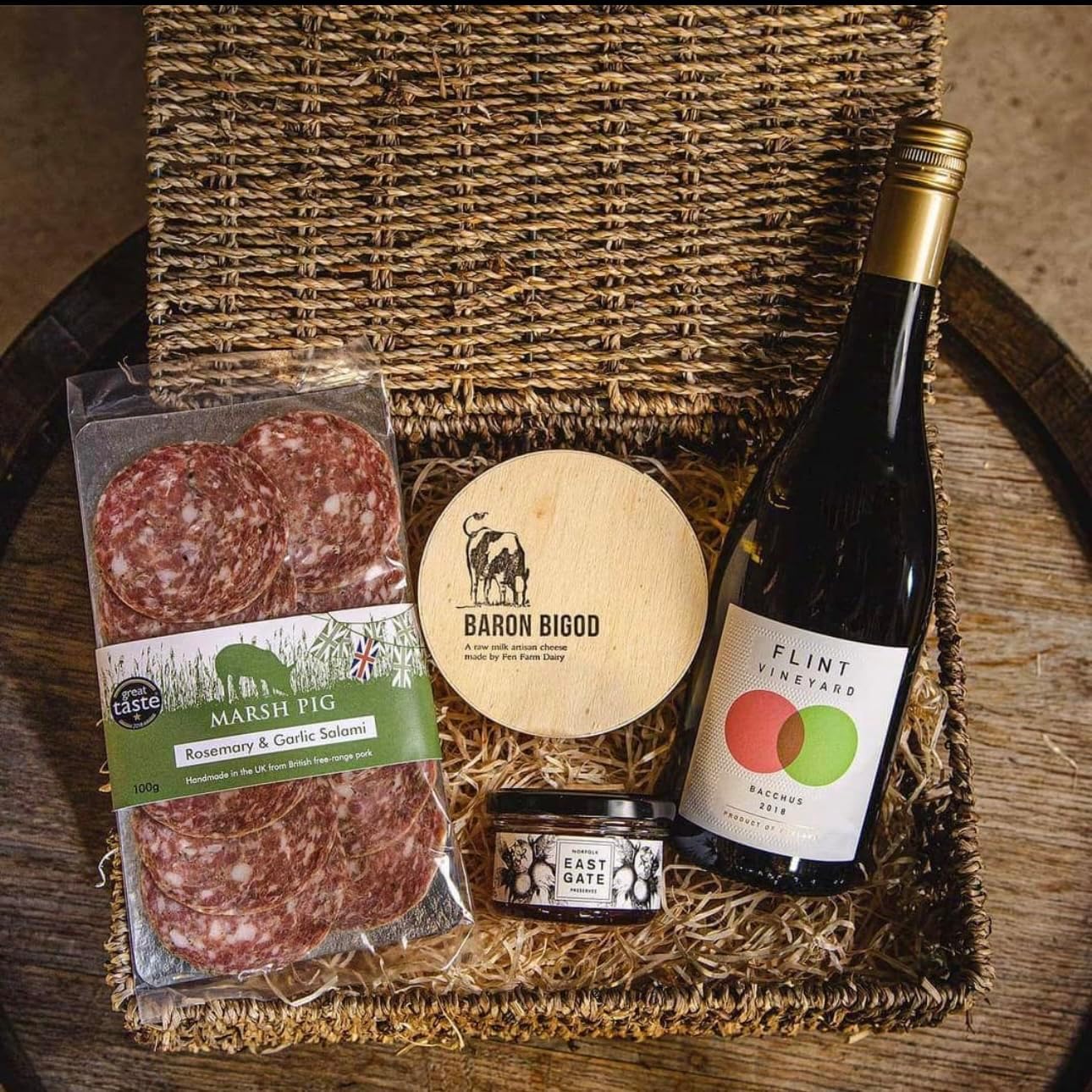 Seagrass Strorage Basket / Woven Gift Basket and Hamper