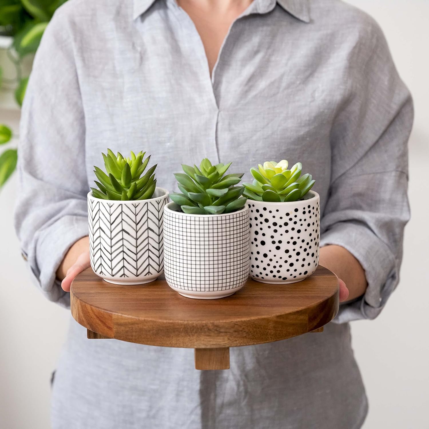 footed wooden tray / wood pedestal stand