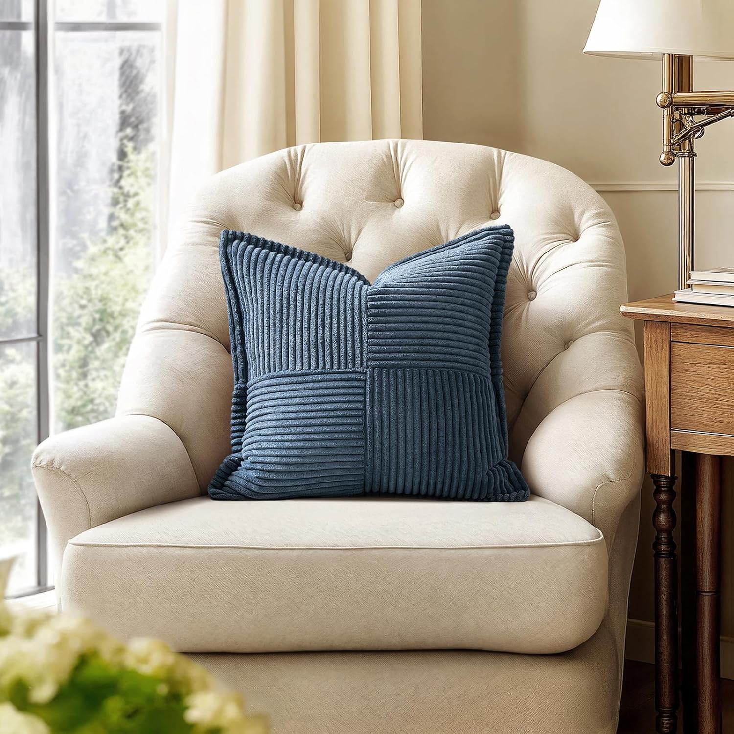 Decorative Throw Pillow Covers / 18 x 18 / Blue / Set of 2