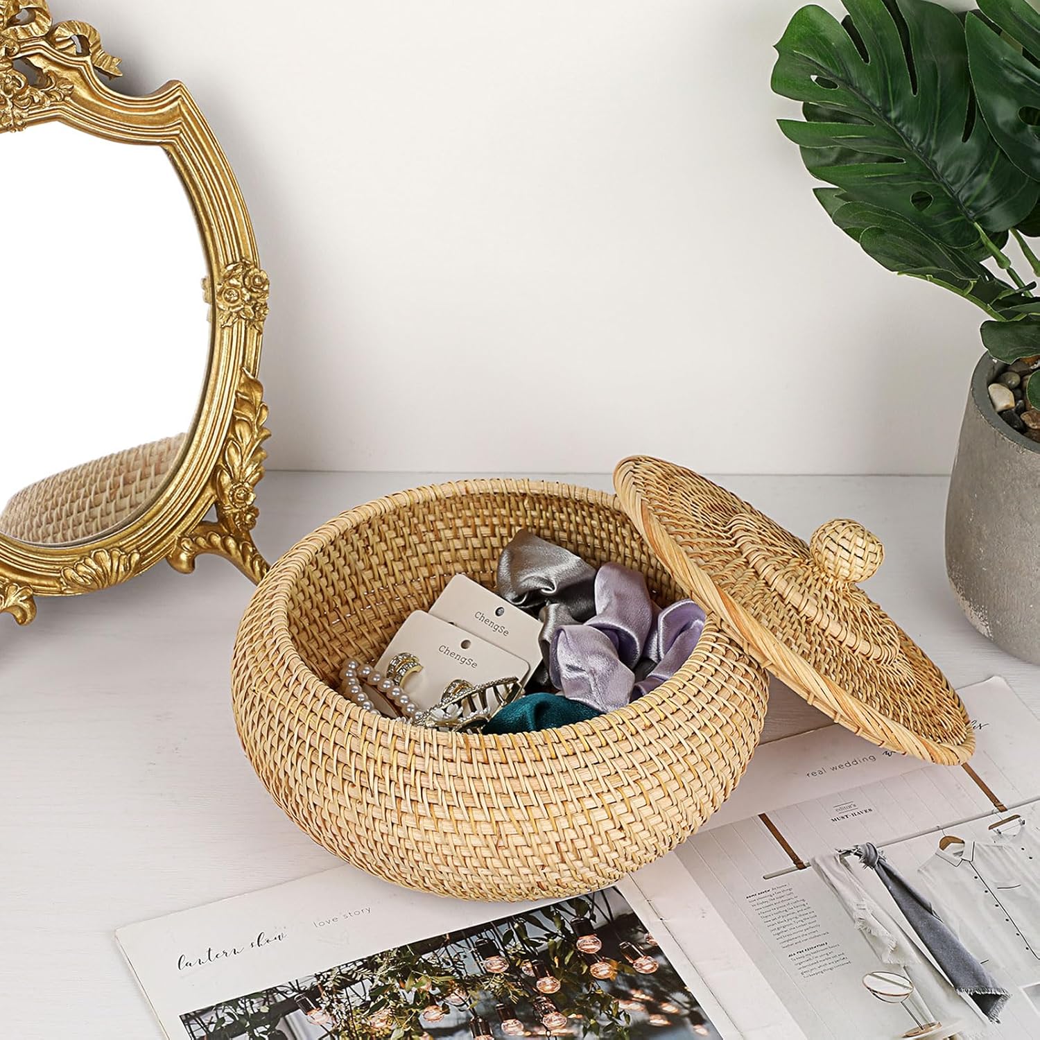 Round Rattan Basket Box / Small,7.9"d x 4.1"H / Natural Color