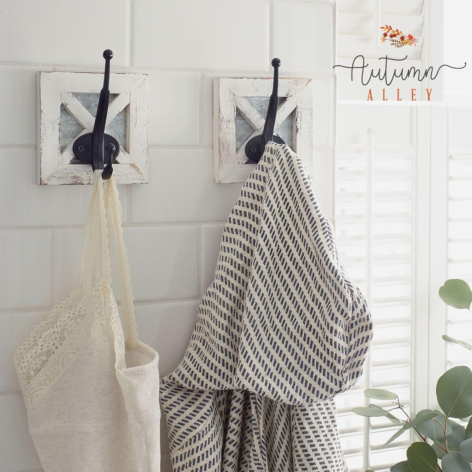 Farmhouse Bathroom Decor Hooks / White / Set of 2
