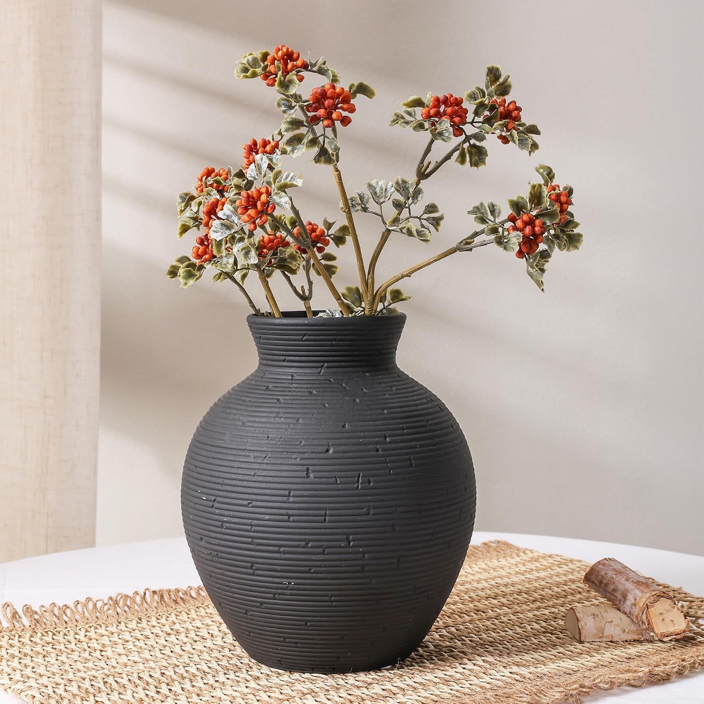 Ceramic Flower Vase Home Decor / 7.4 In - Black / 7.4 Inch