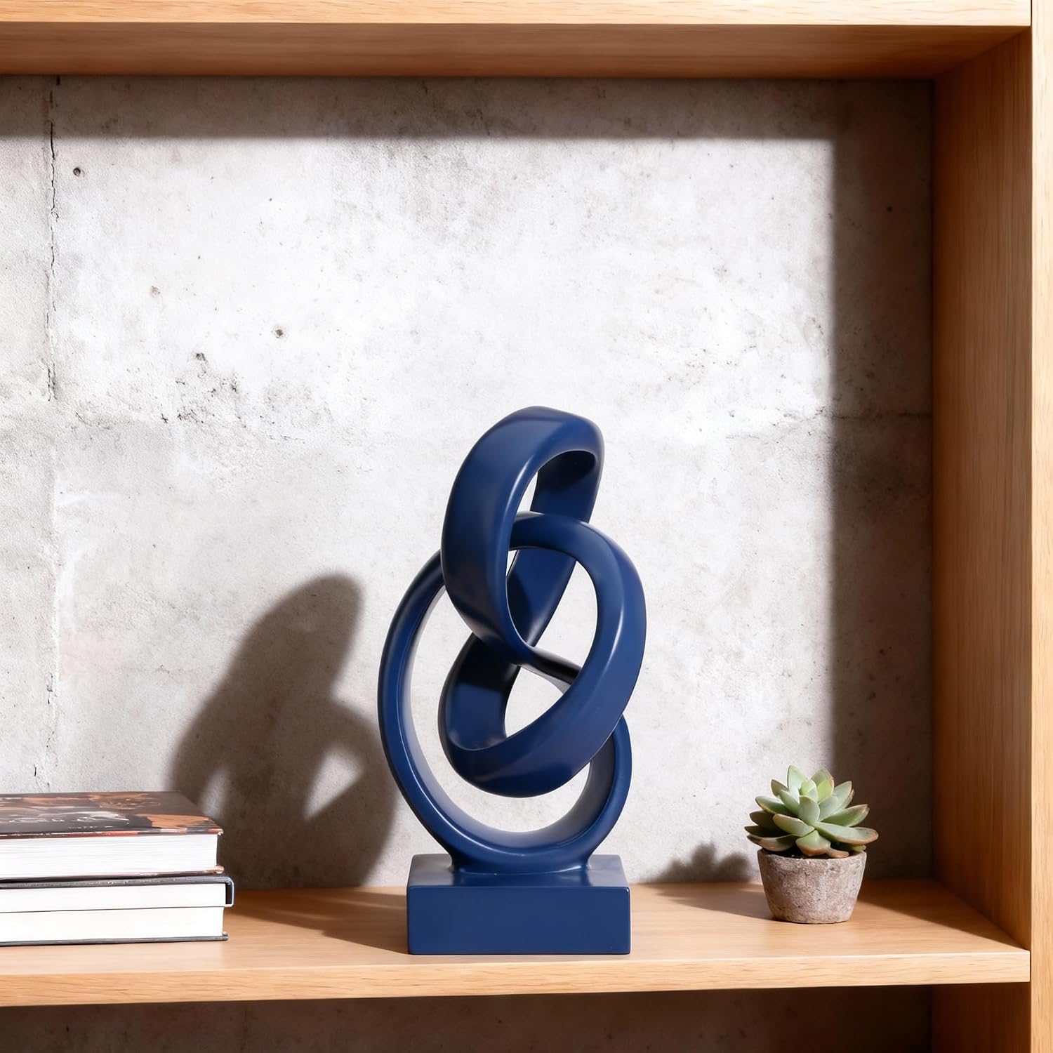 Geometric Decorative Statue / Blue