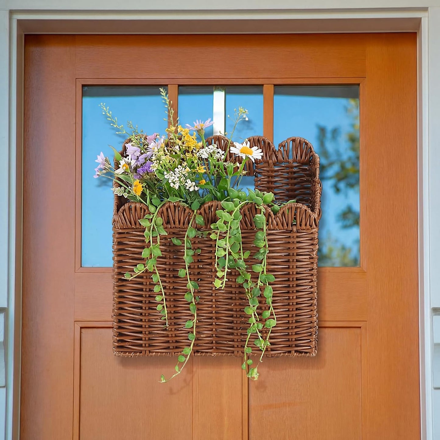 Scalloped Wicker Hanging Basket / Set of 2