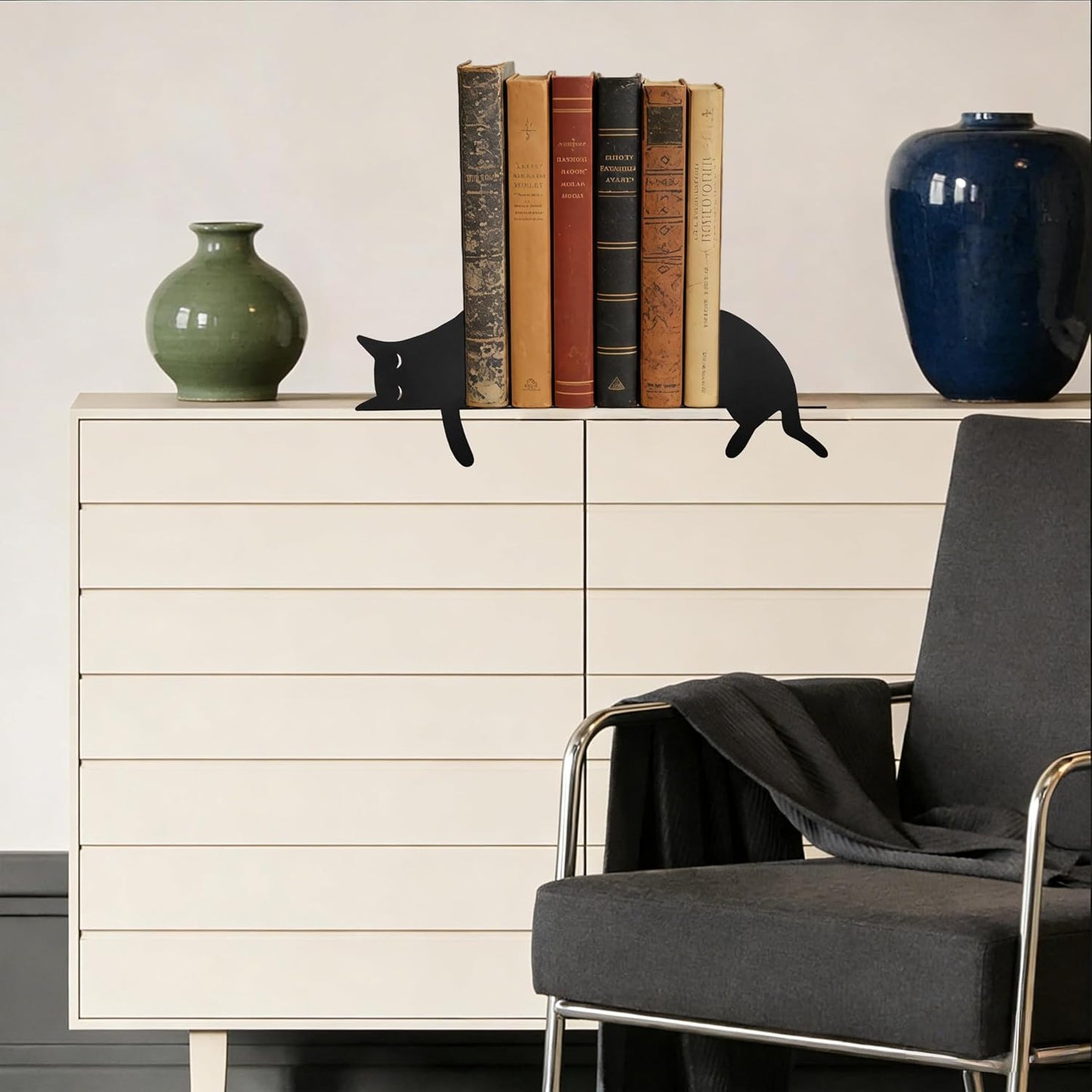 Metal Sleepy Cat Bookends / Black / Set of 2