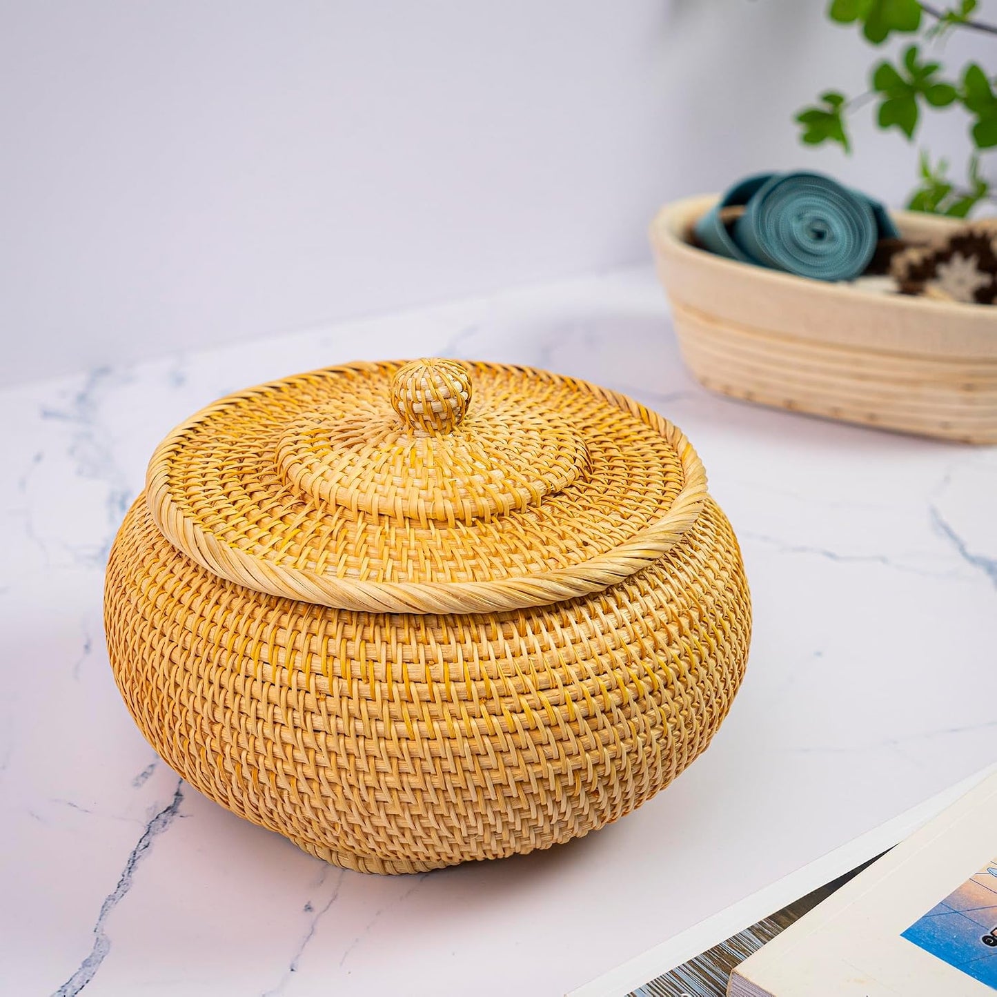 Hand-Woven Round Rattan Storage Basket / 8.6 x 5.1